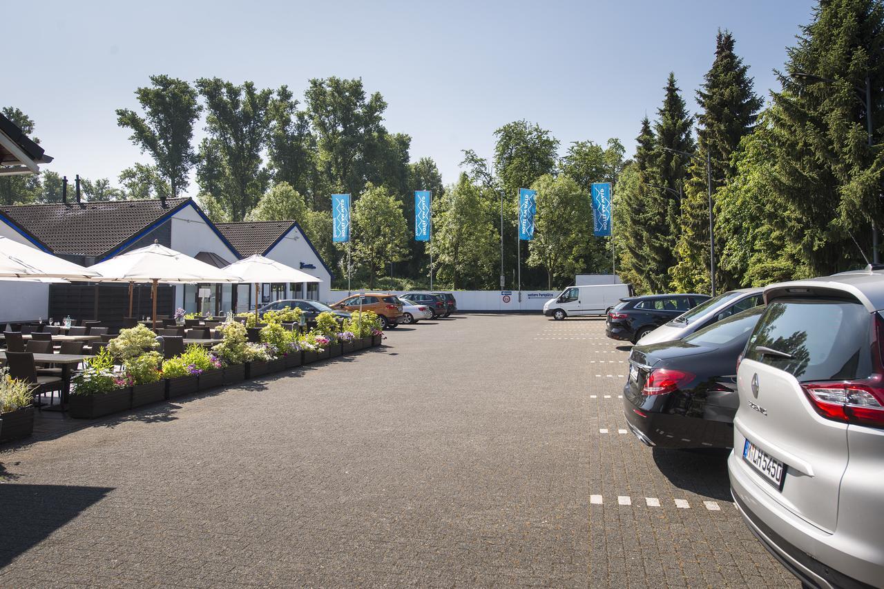 Hotel Am Wald Monheim am Rhein Zewnętrze zdjęcie